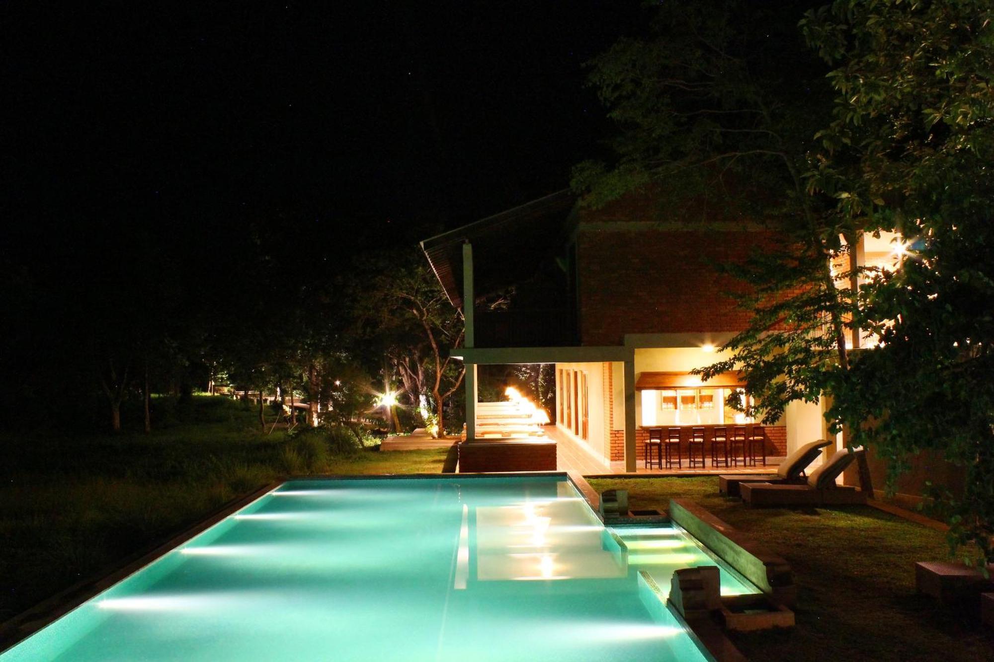 Ehalagala Lake Resort Sigiriya Exterior photo
